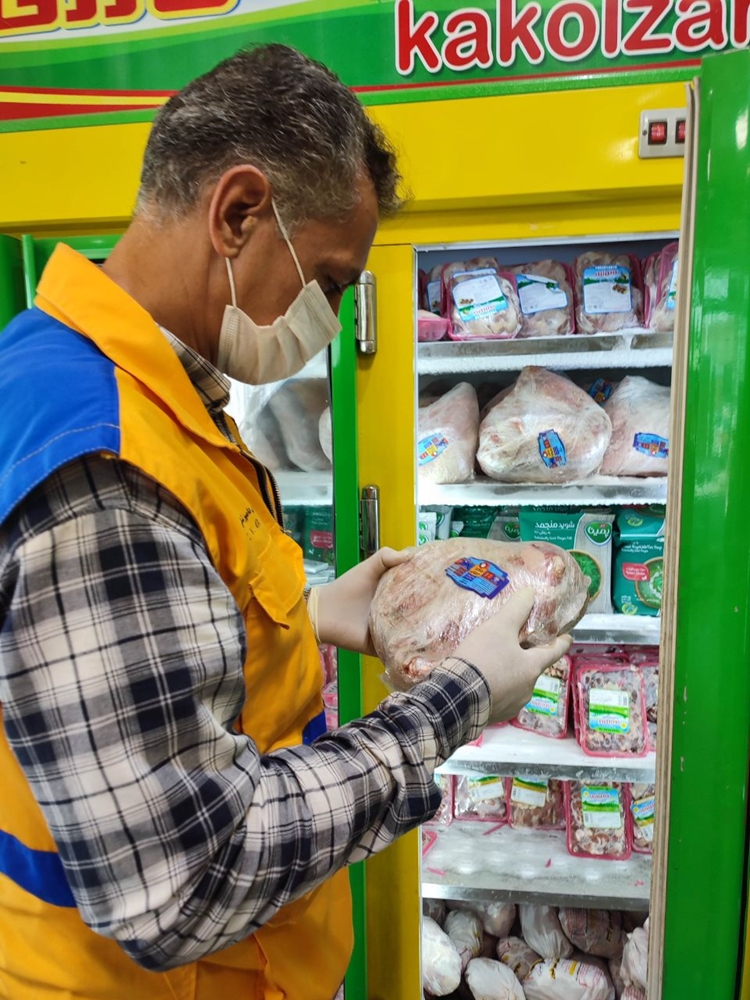 نظارت و بازدید دامپزشکی از مراکز تولید، توزیع و عرضه فرآورده‌ خام دامی در شهرستان زابل